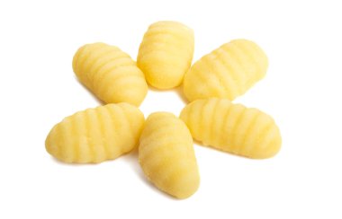 Patates gnocchi izole 