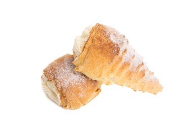 krem izole ile muhallebi rulo 