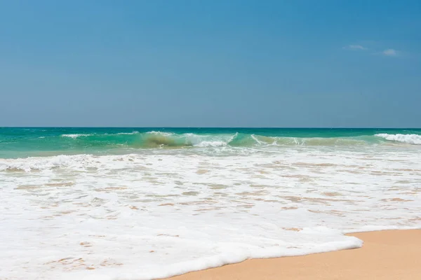 Costa del Océano Índico en Sri Lanka —  Fotos de Stock