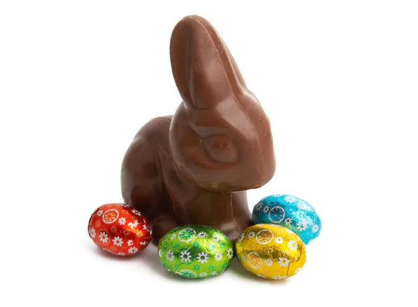 Conejo de Pascua de chocolate aislado — Foto de Stock