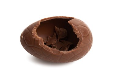 çikolata yumurta izole 