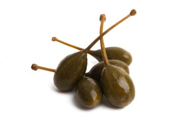 kapariler beyaz arkaplanda izole edildi