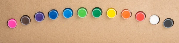Karton Bir Arka Planda Çok Renkli Bir Gouache — Stok fotoğraf