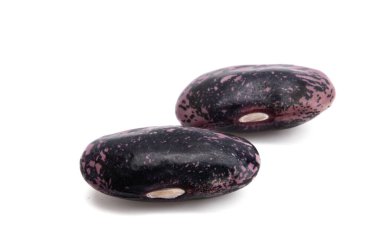 Beyaz arkaplanda izole edilmiş fasulye