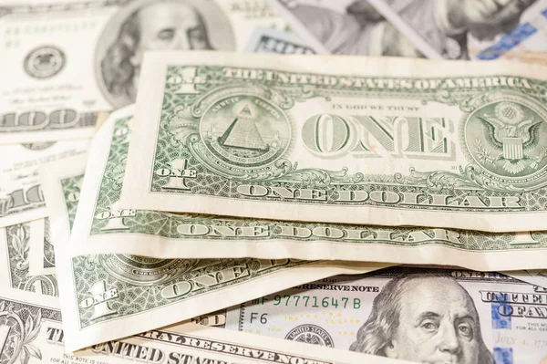 Dollar bills achtergrond. Close-up van contant geld. — Stockfoto