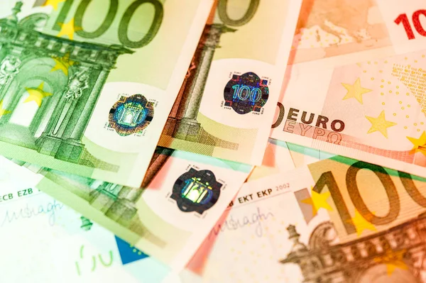 Euro rekeningen achtergrond. Close-up van contant geld. — Stockfoto