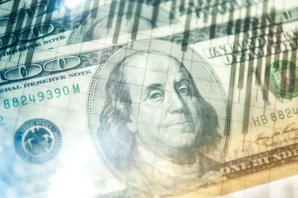 Doppelbelichtung Börse Anzeige oder Devisenhandel Graph und Kerzenschein auf Dollar-Banknote — Stockfoto
