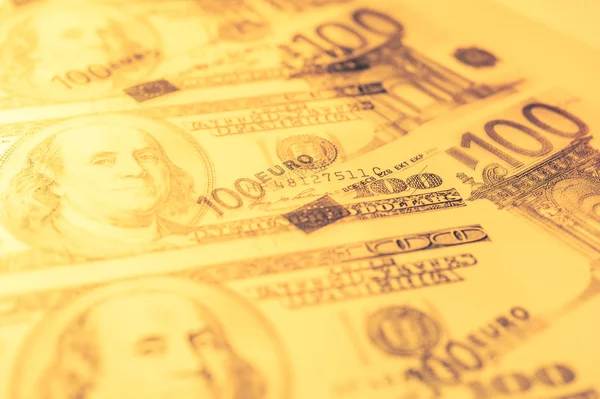 Vergrote weergave van contant geld euro en dollar bills achtergrond. Financiën en business concept. — Stockfoto