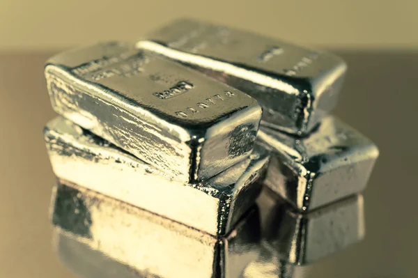 Precious shiny gold bars. Background for finance banking concept. Trade precious metals. Bullions. — Stock Photo, Image