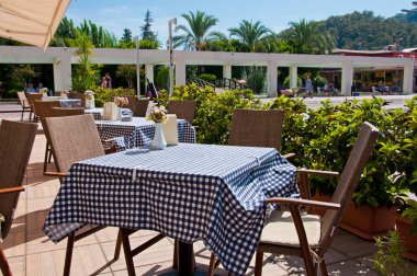 Kemer, Türkiye'de sokakta rahat Cafe görüntülemek