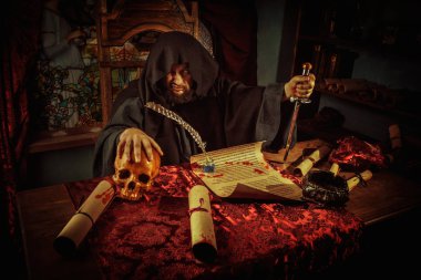 Büyücülük büyücü döküm kara büyü büyü kör kafatası kullanarak