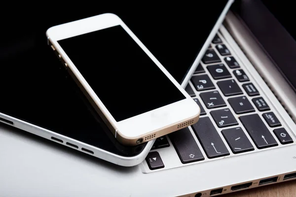 Laptop Keyboard Phone Tablet Wooden Desk — Stock Photo, Image