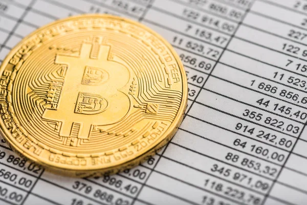 Gold Bitcoin Cryptocurrency Coin Number — Stock Photo, Image
