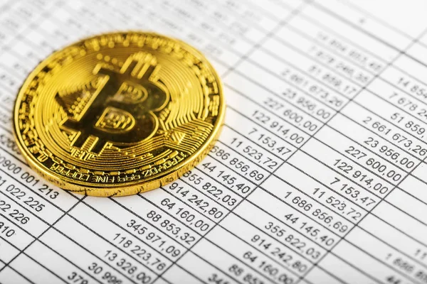 Bitcoin Pièce Crypto Monnaie Sur Nombre — Photo