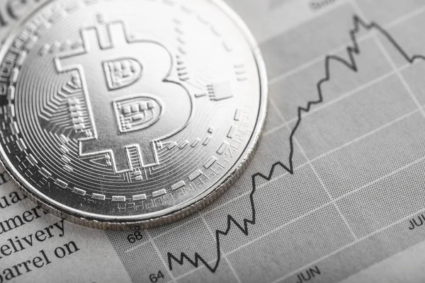 Bitcoin Plata Con Gráfico Gráfico Gráfico Rojo —  Fotos de Stock