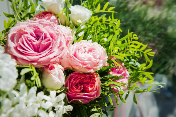 Pink Rose Floral Bouquet — Stock Photo, Image