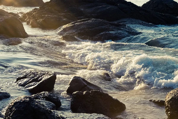 Piękna Plaża Tropikalne Kamienie Tajlandia — Zdjęcie stockowe