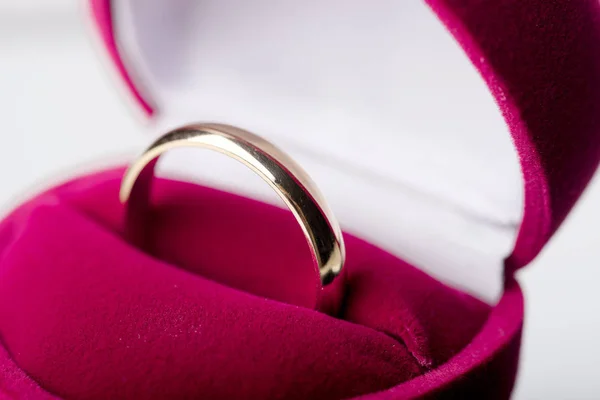 Anéis Casamento Uma Caixa Presente — Fotografia de Stock
