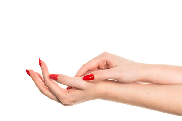 Mãos Mulher Com Unhas Vermelhas Cuidadas Isoladas Fundo Branco — Fotografia de Stock
