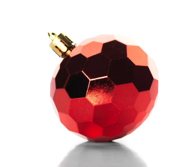 Red Christmas Ball Izolowane Białym Tle — Zdjęcie stockowe