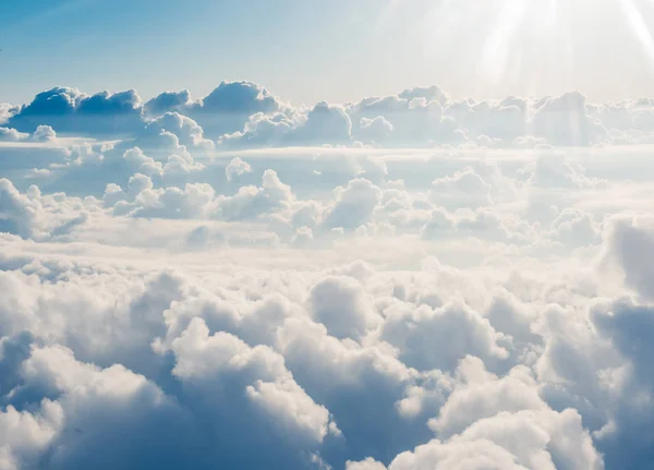 Wolken Uitzicht Vanuit Het Raam Van Een Vliegtuig Vliegen Wolken — Stockfoto