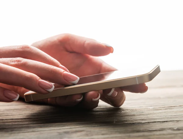 Woman Pointing Finger Screen Smartphone — Stock Photo, Image