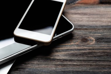 Klavye ile telefon ve tablet pc