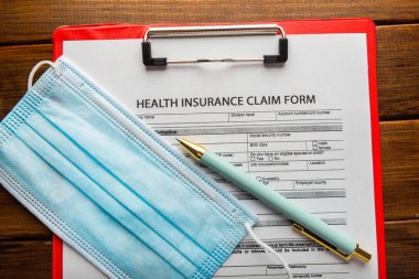Steteskop, kalem ve cerrahi maskeli sağlık sigortası talep formu