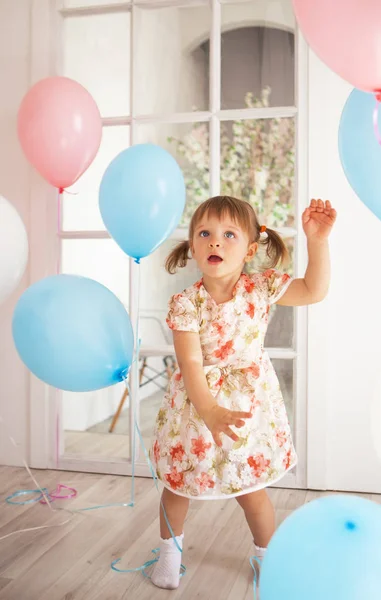 Birthday of little girl — Stock Photo, Image