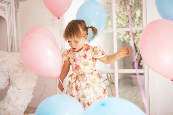 Birthday of little girl — Stock Photo, Image