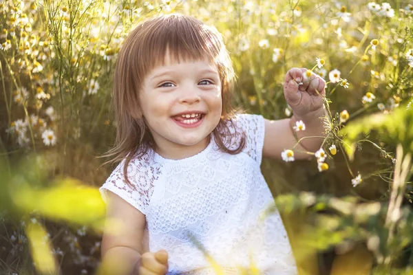 Summer little girl — Stock Photo, Image