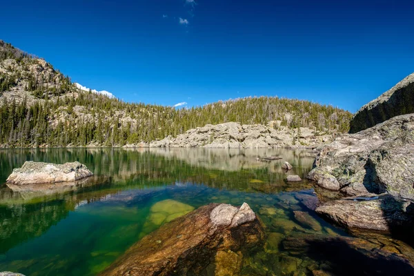 Lago Haiyaha Com Rochas Montanhas Neve Redor Outono Parque Nacional — Fotografia de Stock