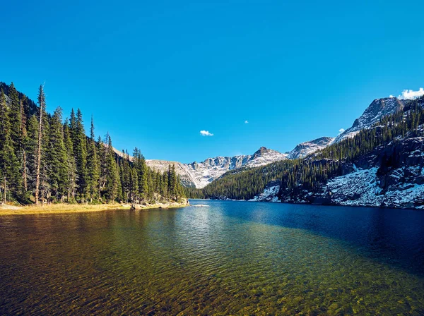 Lago Verna Con Rocas Montañas Alrededor Otoño Parque Nacional Las — Foto de Stock