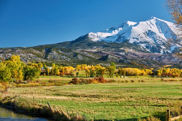 Mount Sopris Sonbahar Manzara Içinde Colorado Rocky Dağları Abd — Stok fotoğraf
