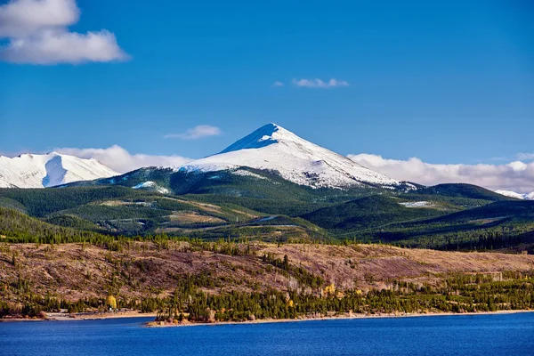 Dillon Reservoir Dan Swan Mountain Salju Musim Gugur Rocky Mountains — Stok Foto