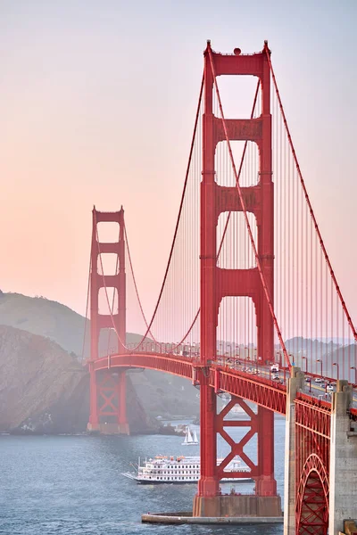 Golden Gate Köprüsü Manzaralı Gün Batımına Bak San Francisco California — Stok fotoğraf