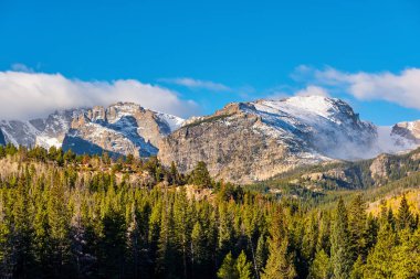 Muhteşem Sonbahar Rocky Dağı Milli Parkı'nda. Colorado, ABD. 
