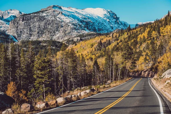 Шоссе Осенний Солнечный День Национальном Парке Скалистые Горы Колорадо Сша — стоковое фото