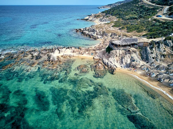 Schöner Strand Und Felsige Küste Top Luftaufnahme Drohnenschuss Sithonia Griechenland — Stockfoto