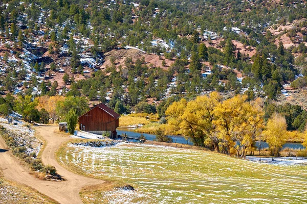 Scenic View Landscape Autumn Trees River Rocky Mountains Colorado Usa — Stock Photo, Image