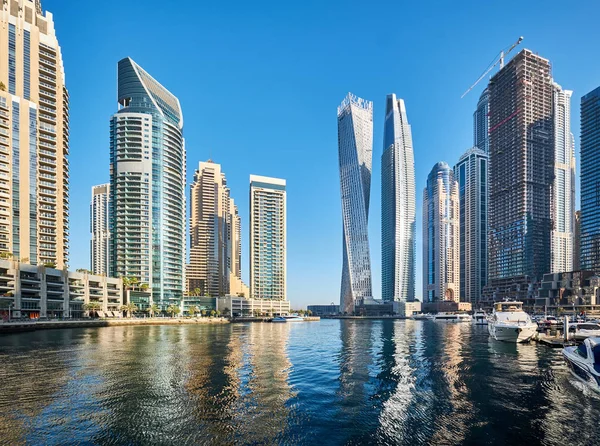 Θέα Προς Μαρίνα Και Ουρανοξύστες Ντουμπάι Ηνωμένα Αραβικά Εμιράτα — Φωτογραφία Αρχείου