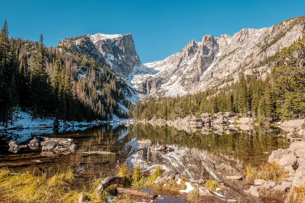 View Dream Lake Mountains Snow Rocky Mountain National Park Colorado — Stock Photo, Image