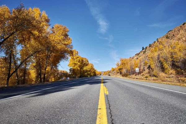 Lege Snelweg Colorado Rocky Mountains Herfst Verenigde Staten — Stockfoto