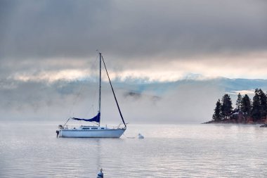 Sabah sisli manzara gölge dağ Gölü, Rocky Dağları, Colorado, ABD. 