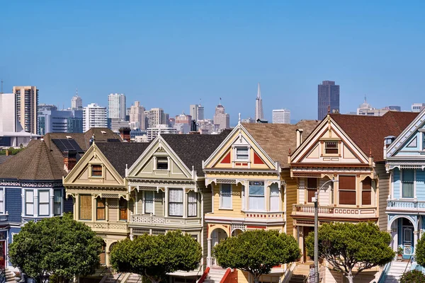 Zobacz Painted Ladies Domów San Francisco California Stany Zjednoczone Ameryki — Zdjęcie stockowe