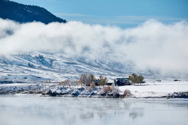 Paysage Enneigé Avec Wolford Mountain Reservoir Dans Colorado Usa — Photo