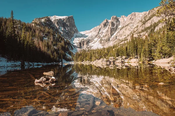 Droom Lake Reflectie Met Bergen Sneeuw Rond Herfst Rocky Mountain — Stockfoto
