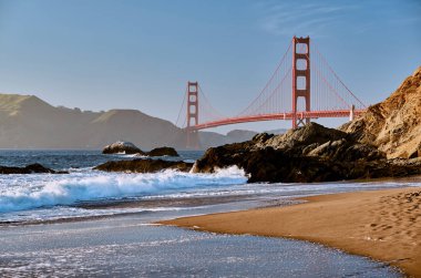 Golden Gate Köprüsü manzarası Baker Beach, San Francisco, California, ABD