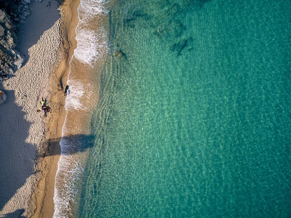Vackra Sandstrand Översta Flygfoto Från Drone Skott Sithonia Grekland — Stockfoto
