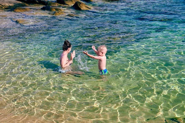 Two Year Old Toddler Boy Beach Mother — Stock Photo, Image